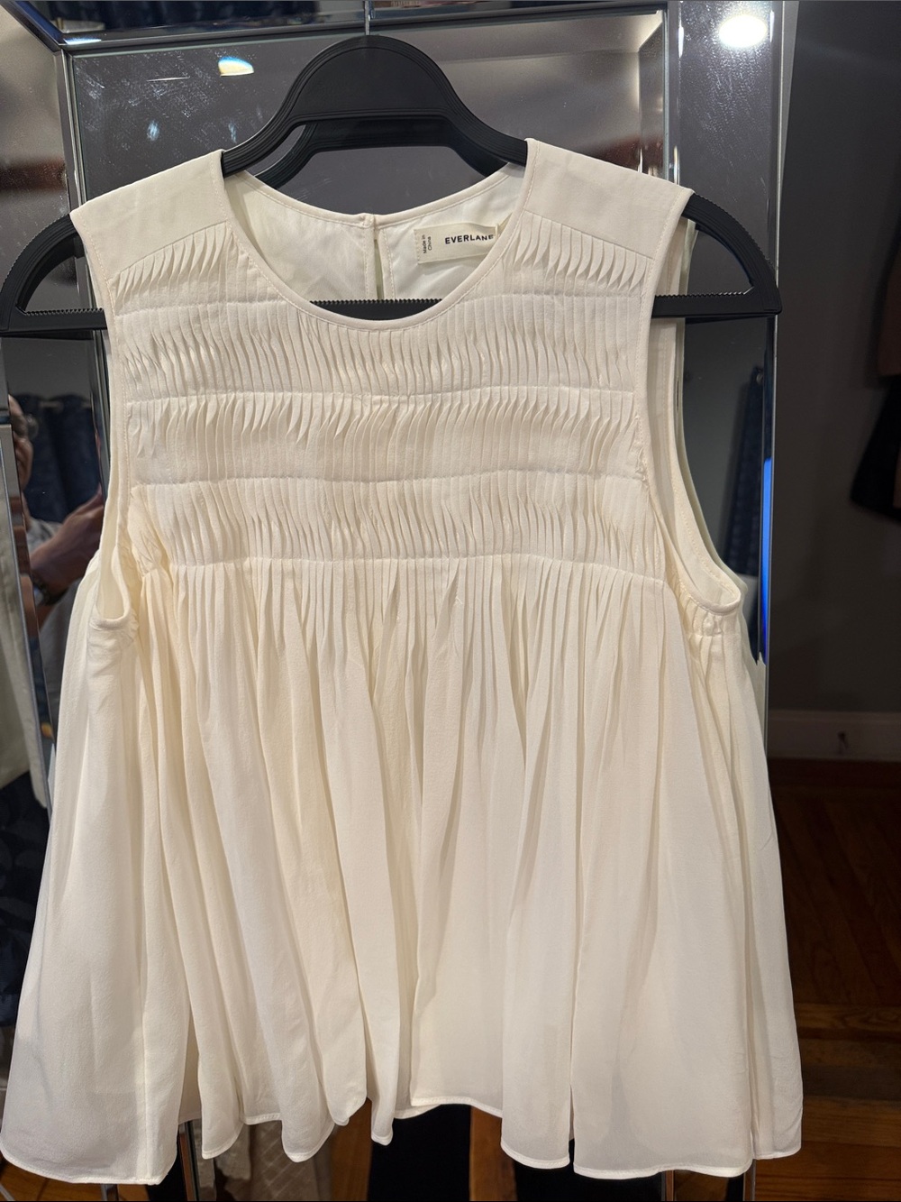 Everlane Women’s Silk Airy Tank
